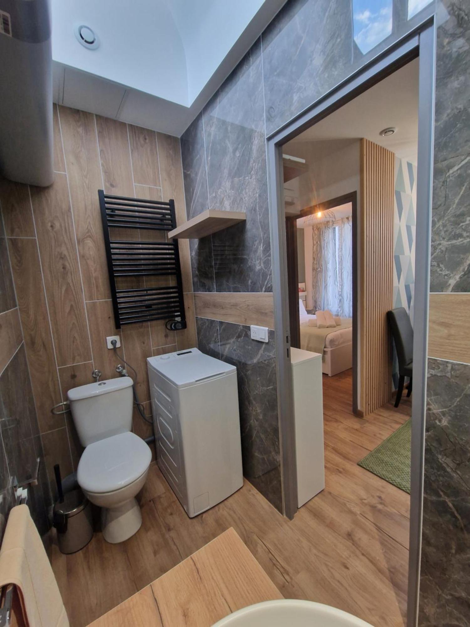 Maison D'Hotes Avec 3 Appartements Et Un Studio Viry-Chatillon Exterior photo