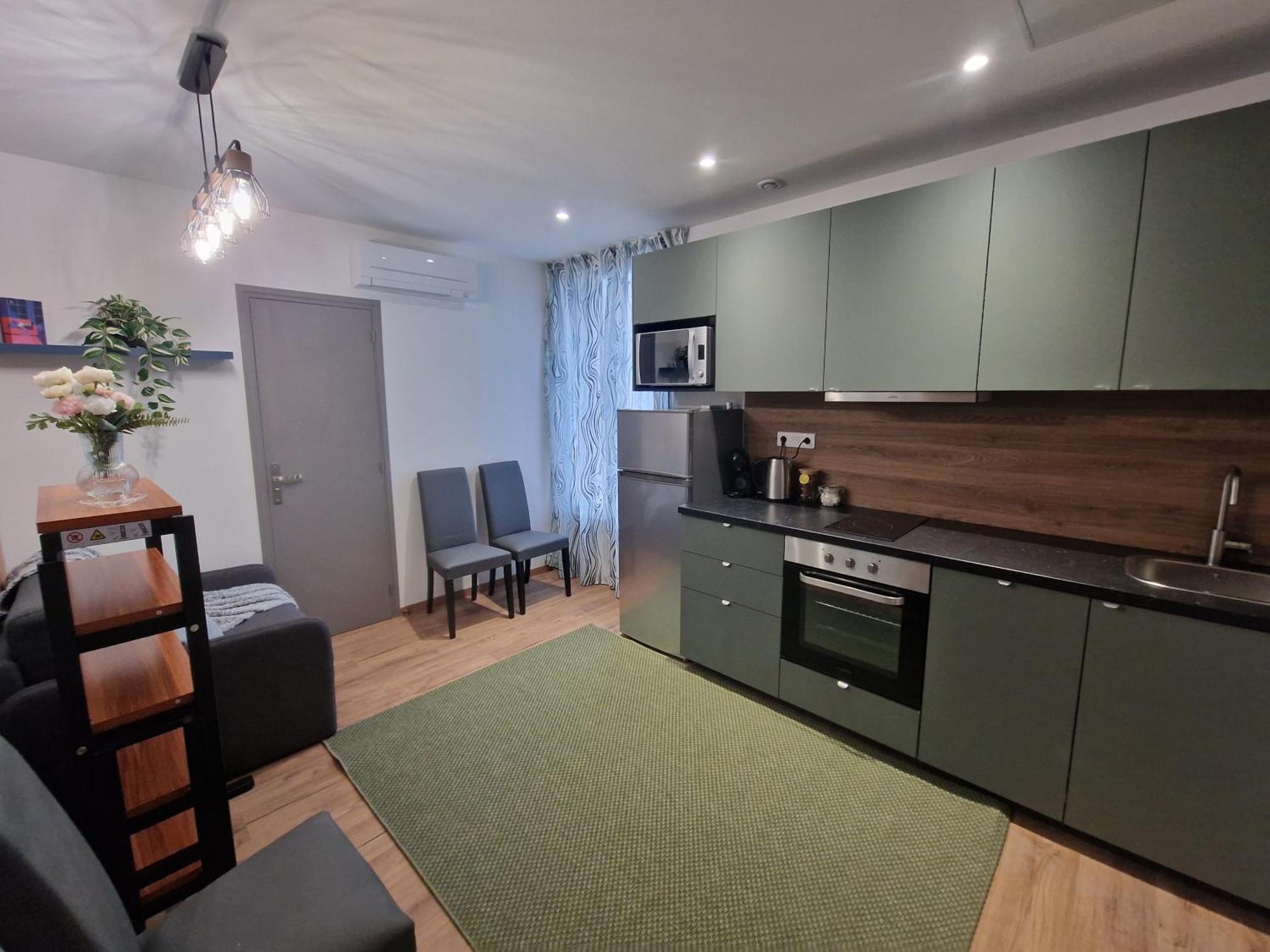 Maison D'Hotes Avec 3 Appartements Et Un Studio Viry-Chatillon Exterior photo